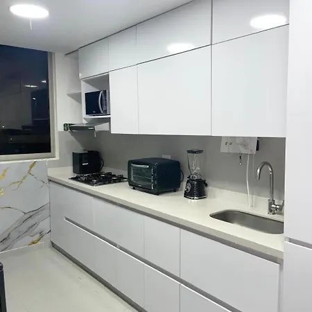 Spacious With Jacuzzi & Balcony Near The * Cartagena