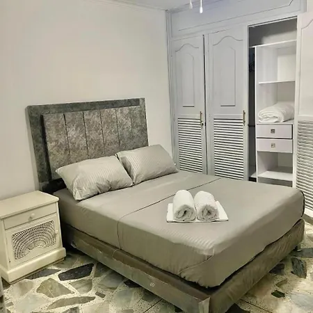 Apartamento Spacious With Jacuzzi & Balcony Near The Cartagena